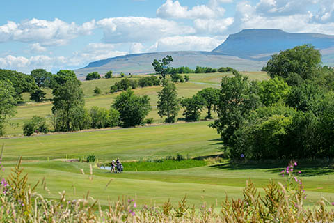 18 Holes Golf Course near Yorkshire Dales
